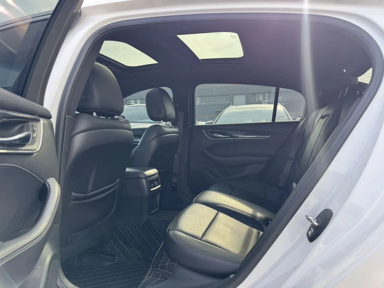 Cadillac 2022 CT5 2.0T 28T luxury automatic gear 8