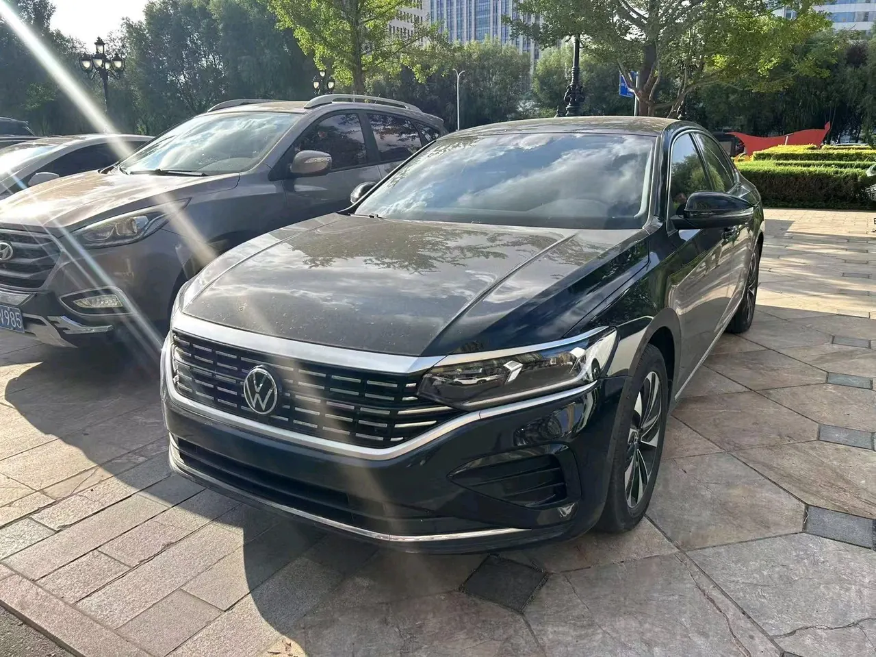 Open image lightbox: Volkswagen 2022 Passat 2.0TSI 330TSI Elite Edition Automatic