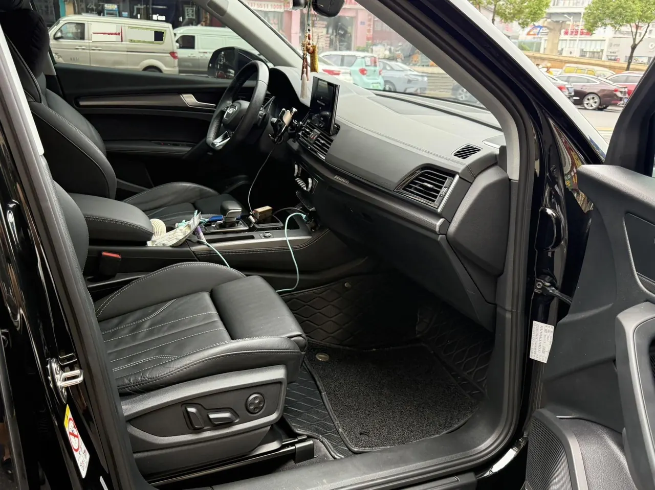 Audi 2022 Q5L 2.0TFSI 45TFSI luxury dynamic automatic transmission 5