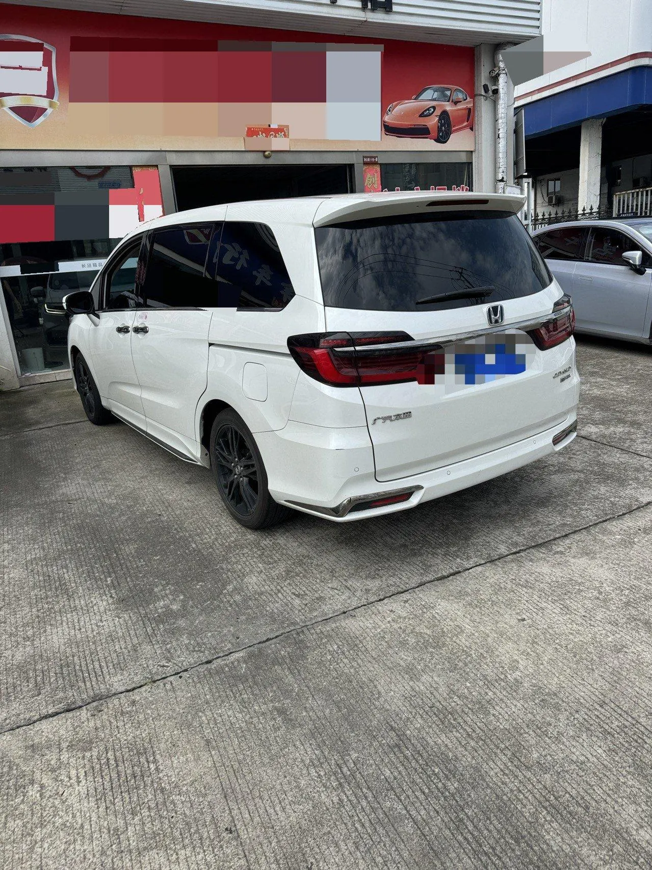 Honda 2021 Odyssey Hybrid 2.0 Stepless Sharp Premium Edition Automatic Gear 2