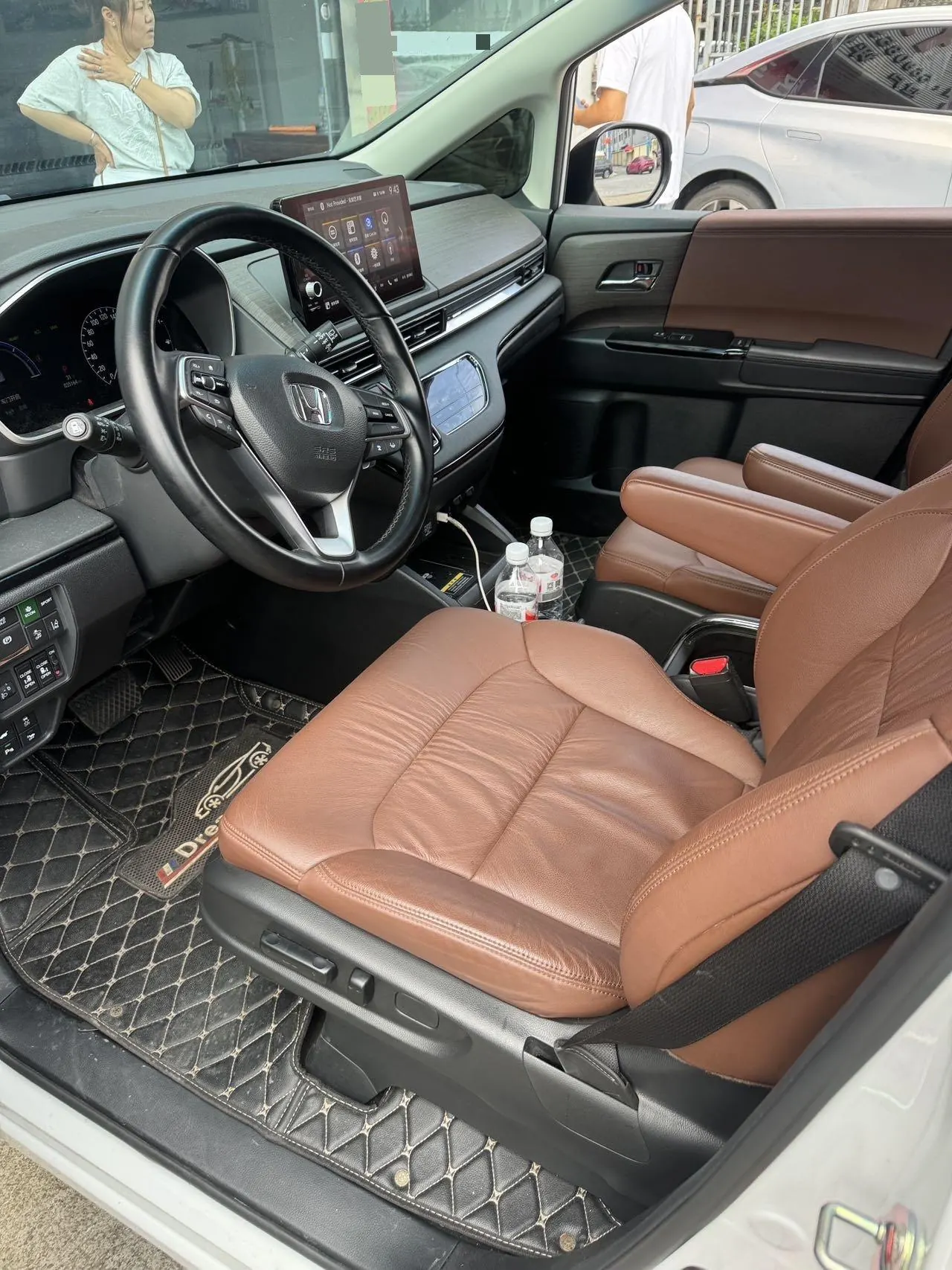 Honda 2021 Odyssey Hybrid 2.0 Stepless Sharp Premium Edition Automatic Gear 4