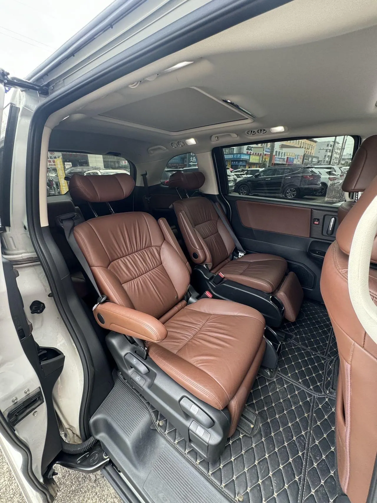 Honda 2021 Odyssey Hybrid 2.0 Stepless Sharp Premium Edition Automatic Gear 7