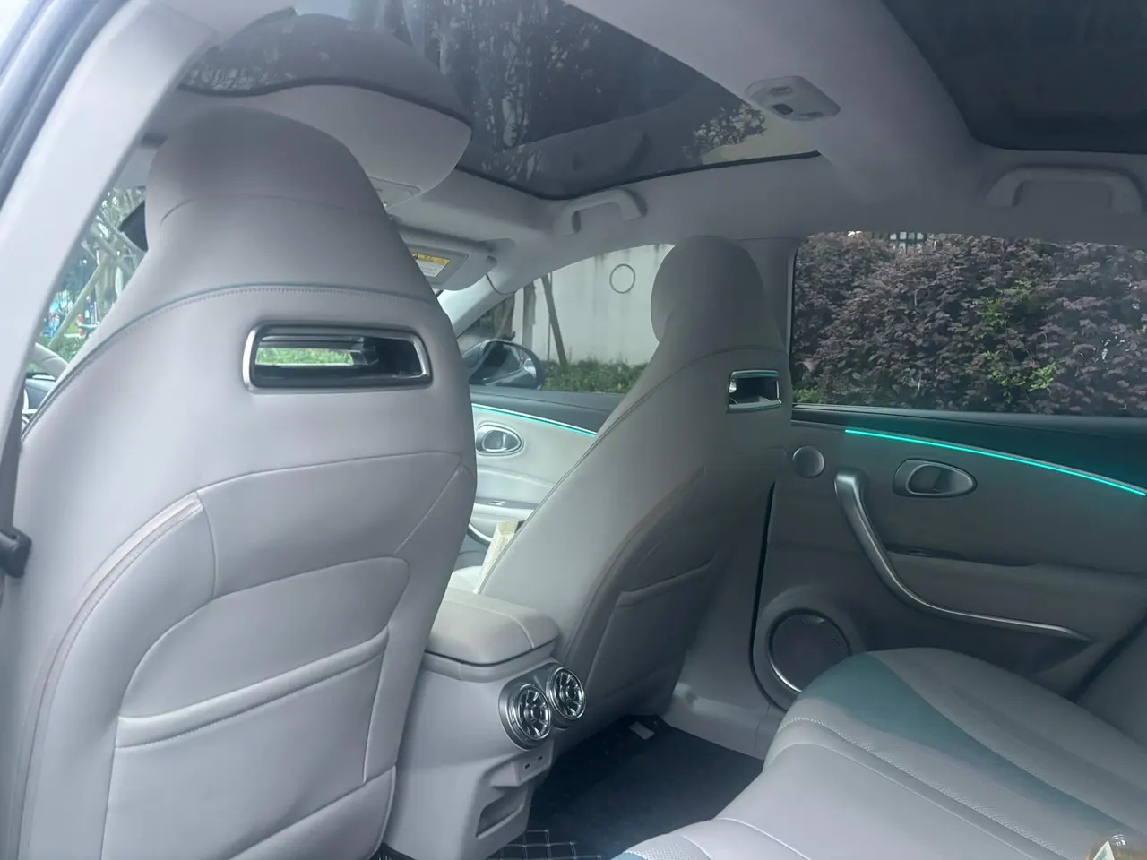 Ora 2022 Lightning Cat 555km Premium Edition Automatic Gear 6