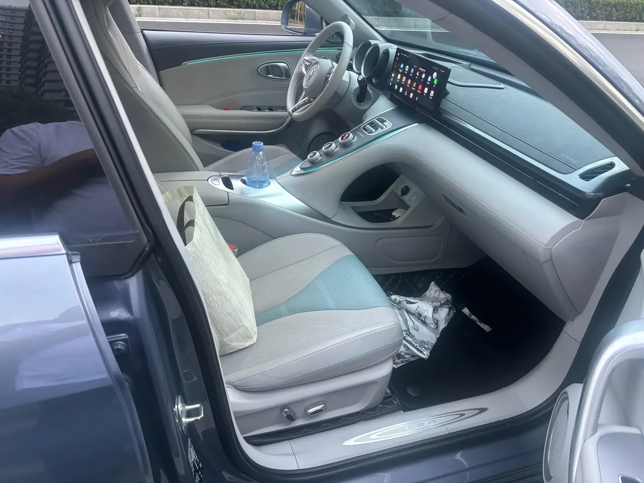 Ora 2022 Lightning Cat 555km Premium Edition Automatic Gear 8