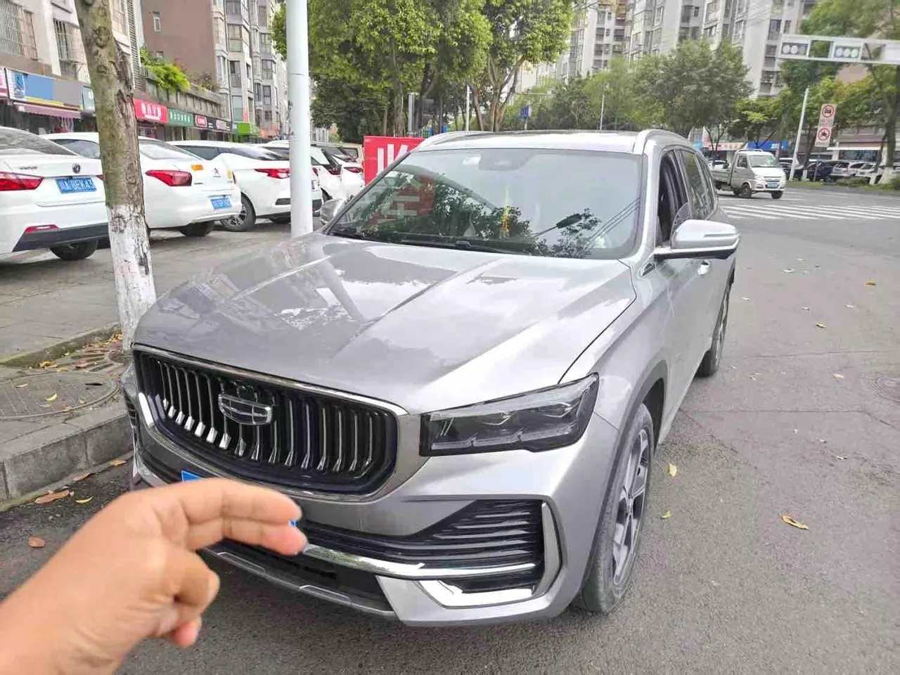 Open image lightbox: Geely 2024 XingyueL (Monjaro) 2.0TD High Power Two-Drive Enovate Edition Automatic Transmission