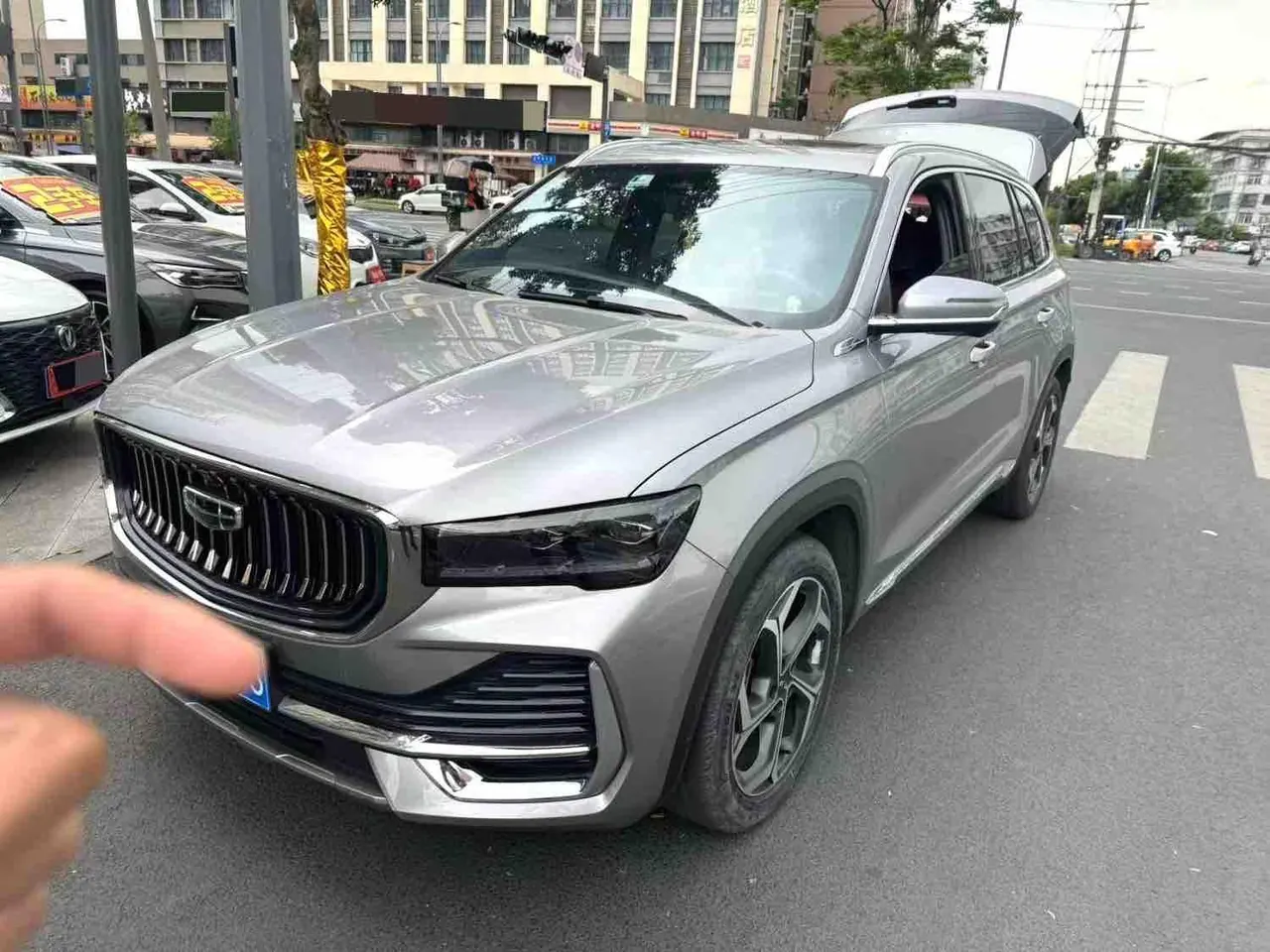 Geely 2024 XingyueL (Monjaro) 2.0TD High Power Two-Drive Enovate Edition Automatic Transmission 2