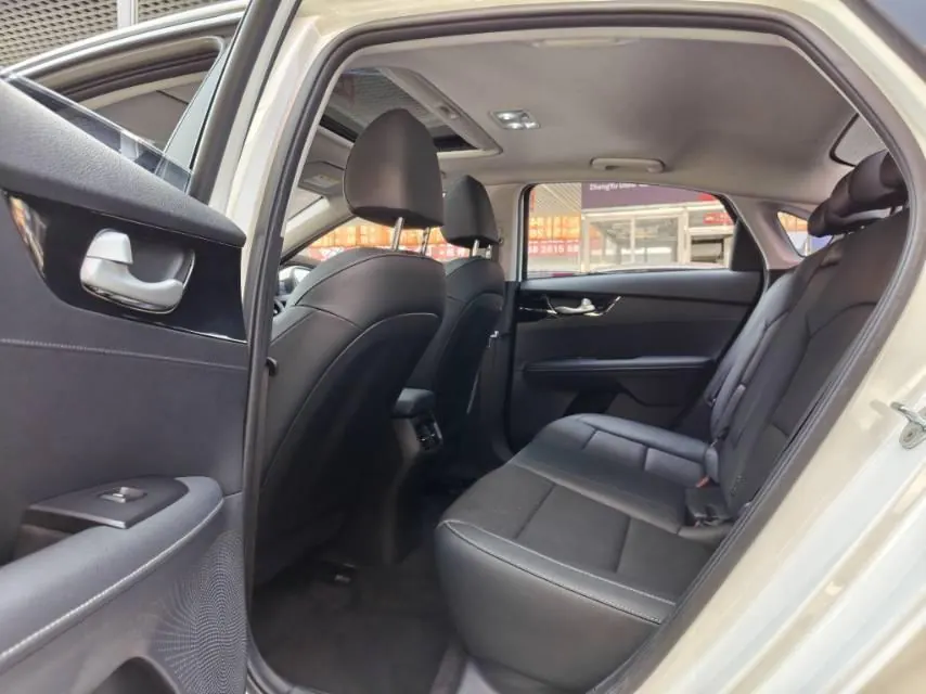 Kia 2021 K3 1.5 Stepless IVT Fashion Edition Automatic Gear 5