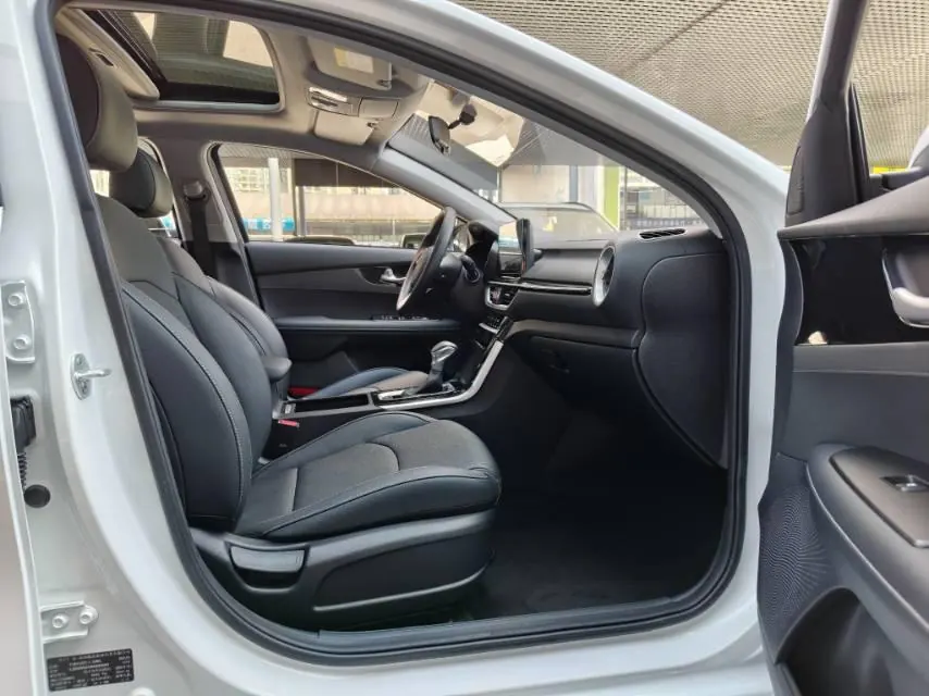 Kia 2021 K3 1.5 Stepless IVT Fashion Edition Automatic Gear 6