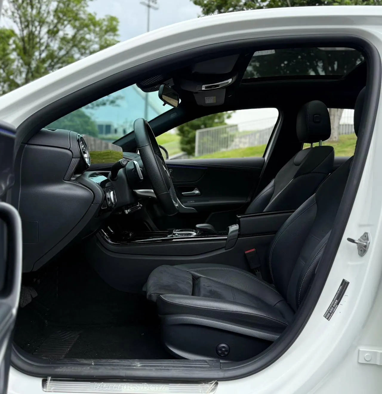 Mercedes Benz Class A 2021 A 200 L 1.3T Dynamic Automatic 4