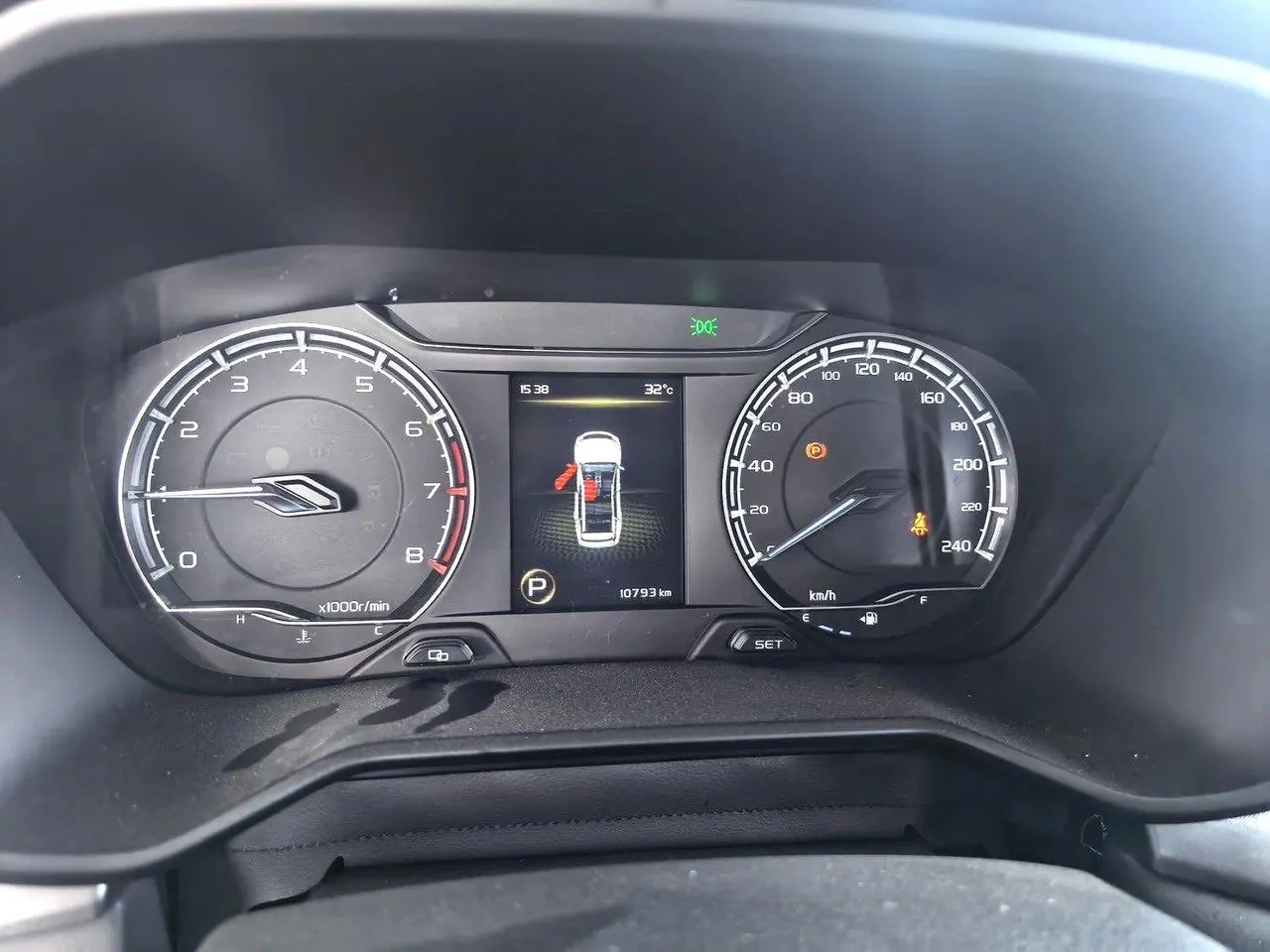 Geely Vision SUV(X6) 2021 Vision X6 Pro 1.4T Premium Automatic 7