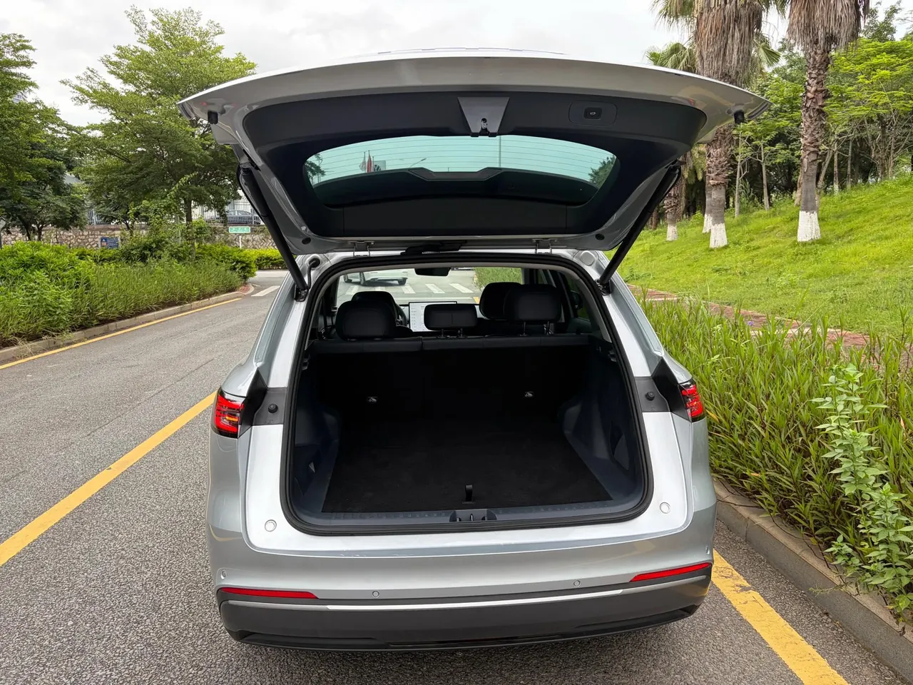 Geely Galaxy 2026 Starship 7 EM-i 1.5 135km Starship Edition Automatic Gear 10