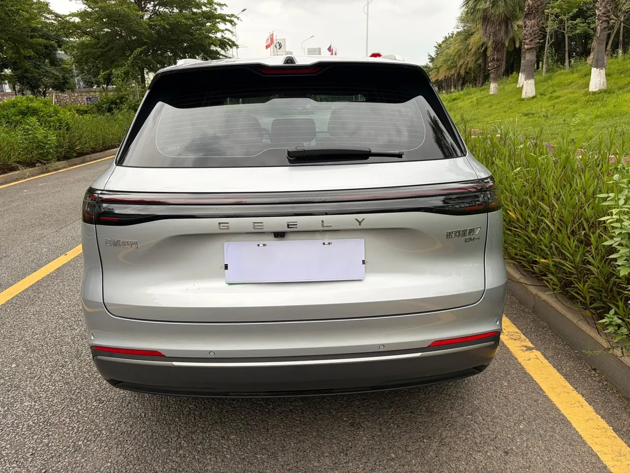 Geely Galaxy 2026 Starship 7 EM-i 1.5 135km Starship Edition Automatic Gear 12
