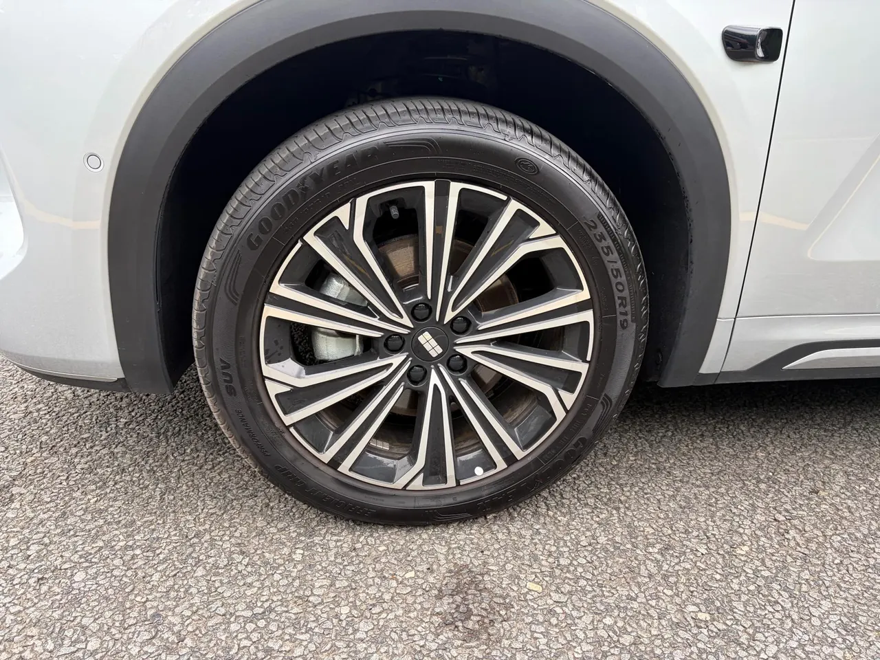 Geely Galaxy 2026 Starship 7 EM-i 1.5 135km Starship Edition Automatic Gear 4