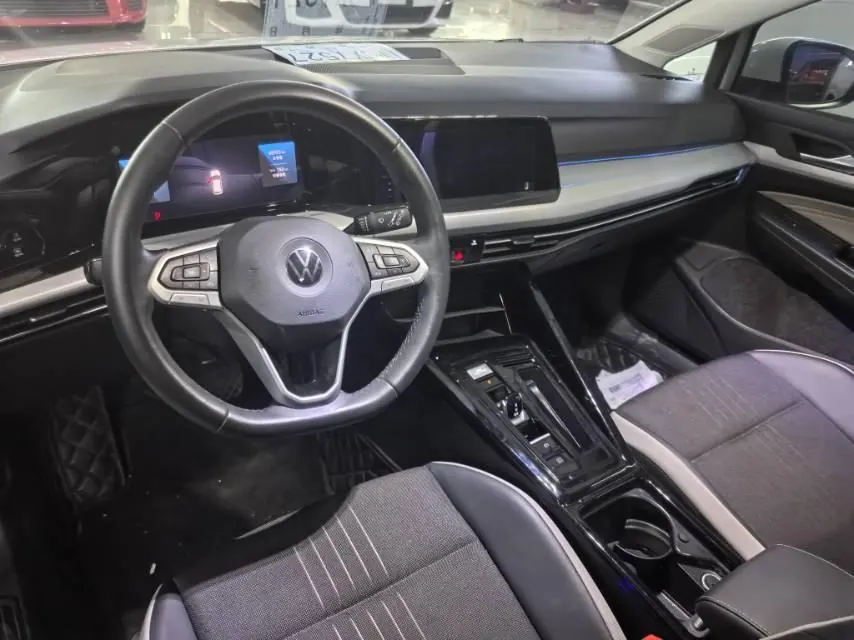 Volkswagen 2021 Golf 8 PRO 1.4TSI 280TSI Automatic 4