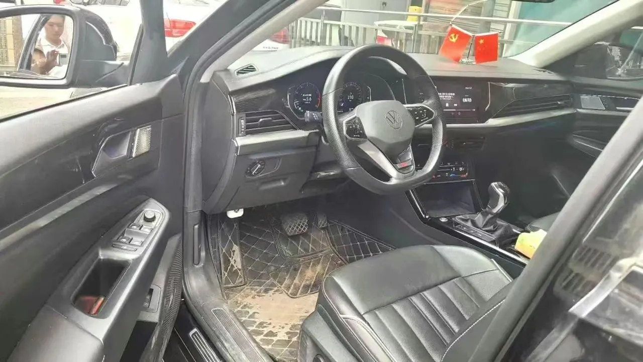 Volkswagen 2022 Passat 2.0TSI 330TSI Elite Edition Automatic 2