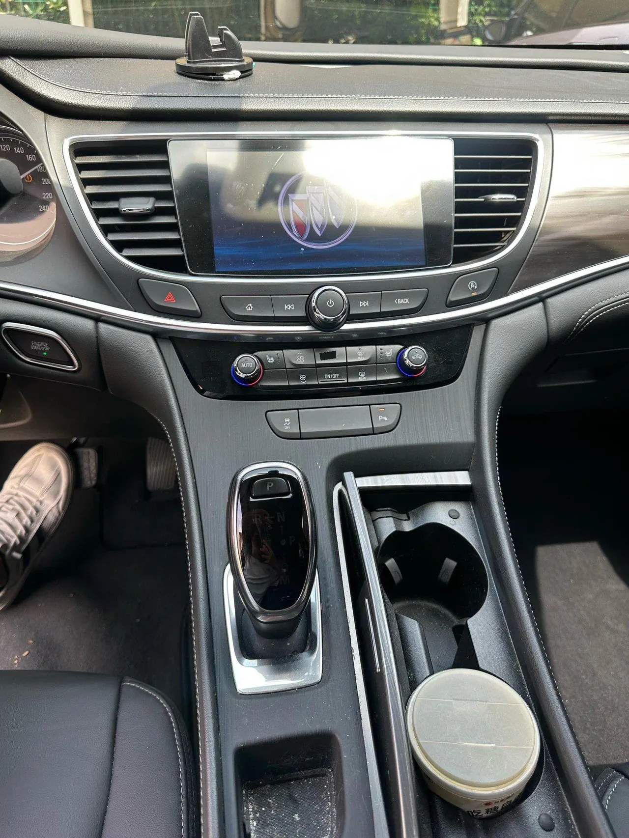 Buick 2021 LaCrosse 1.5T 552T Luxury Automatic Gear 4