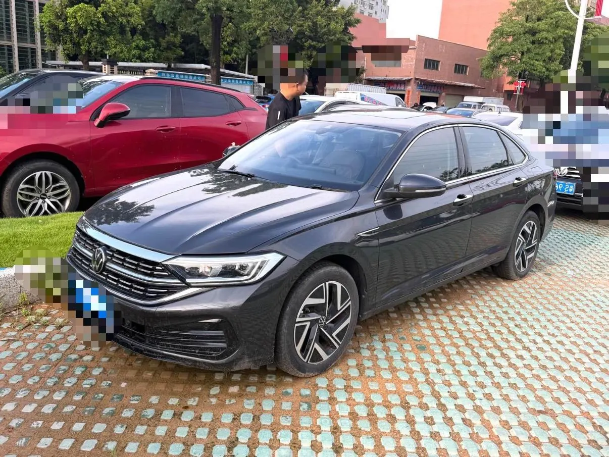 Volkswagen 2023 Sagitar 1.5TSI 300TSI Exceed Edition Automatic - View 1