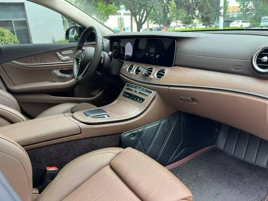 Mercedes Benz E Class 2021 E 260 L 2.0T (changed) automatic gear 3