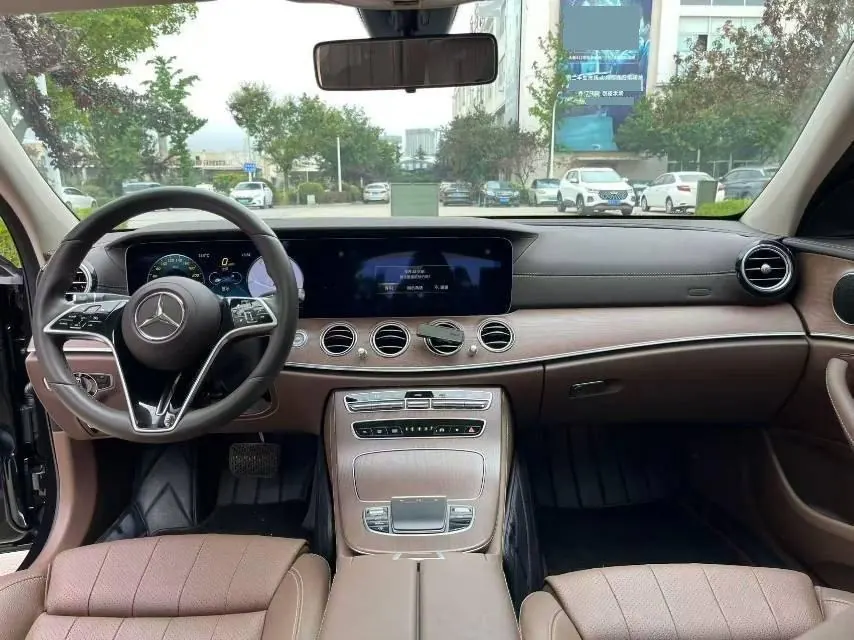 Mercedes Benz E Class 2021 E 260 L 2.0T (changed) automatic gear 5
