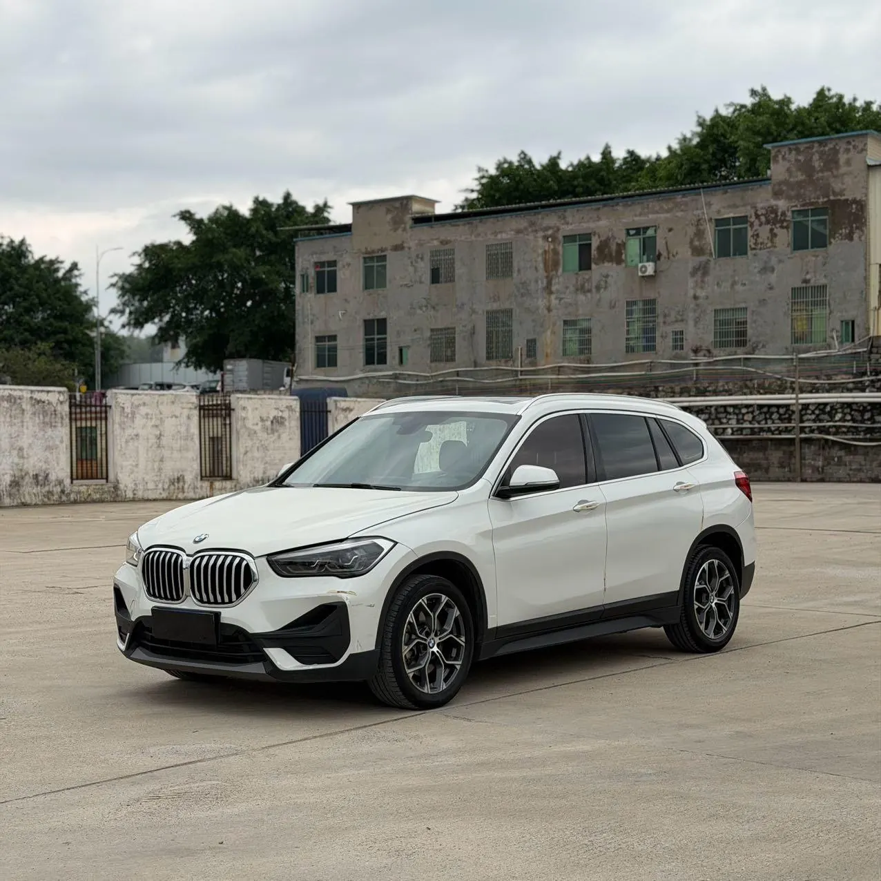 BMW 2021 X1 sDrive25Li 2.0T Leading Automatic Gear - View 1