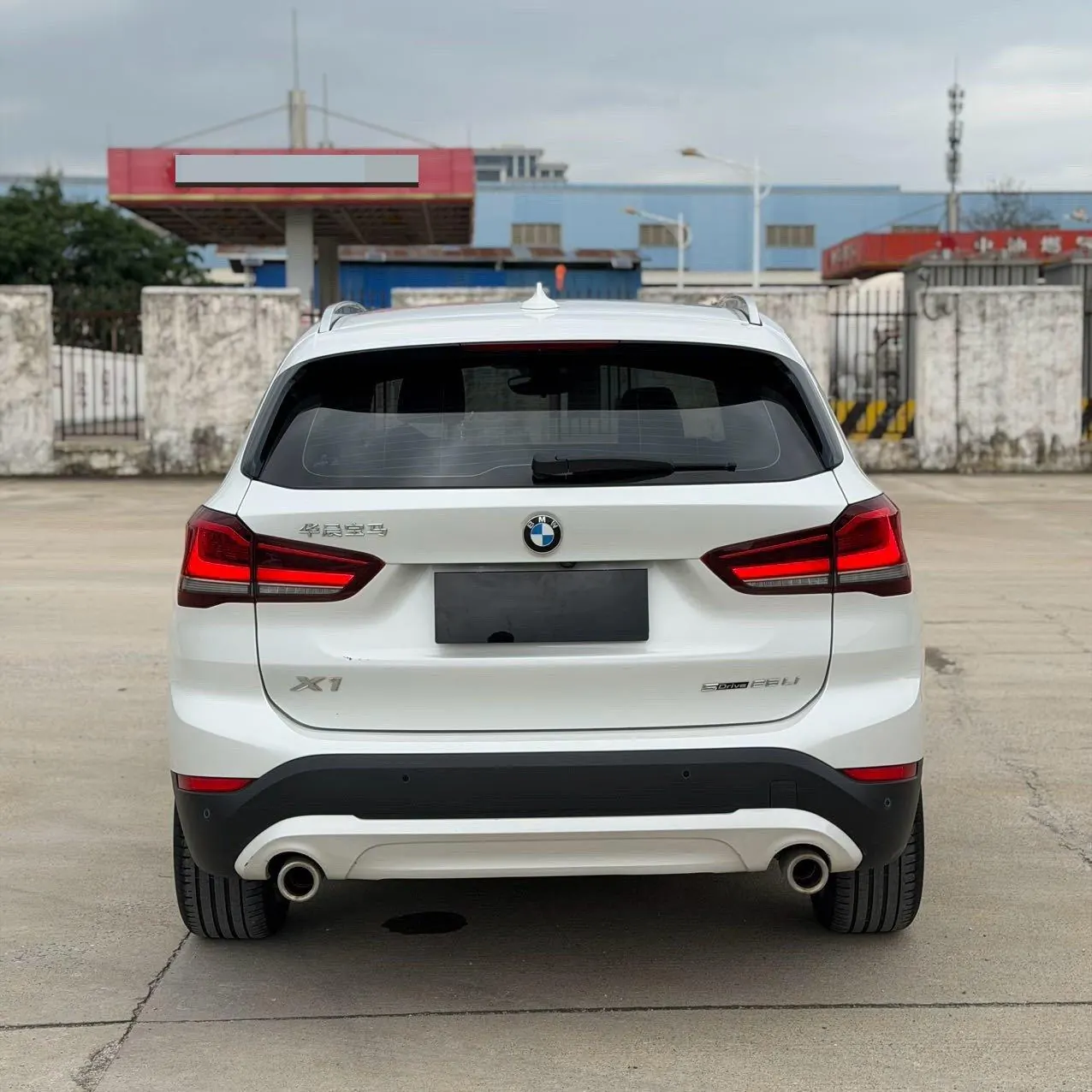 BMW 2021 X1 sDrive25Li 2.0T Leading Automatic Gear 4