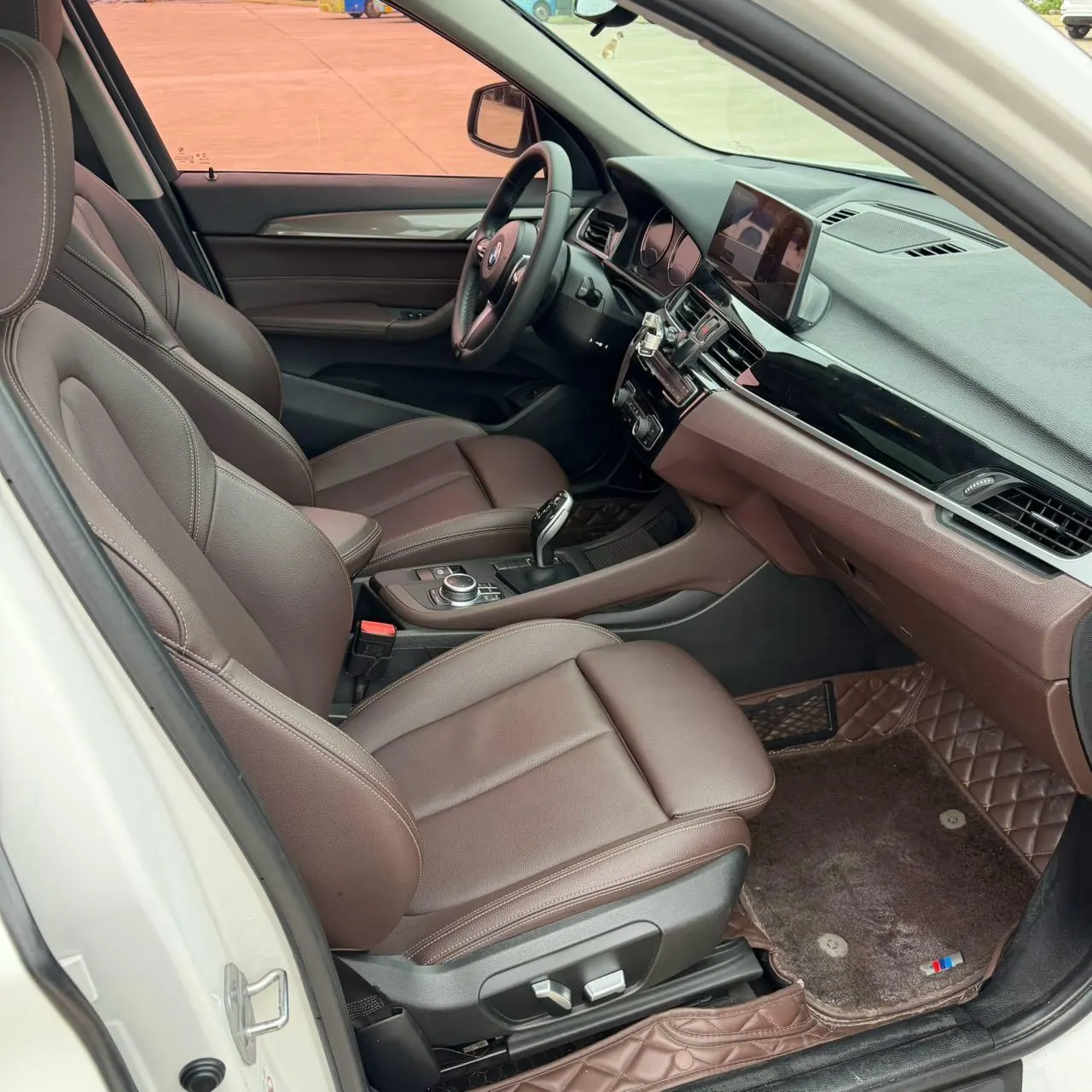 BMW 2021 X1 sDrive25Li 2.0T Leading Automatic Gear 9