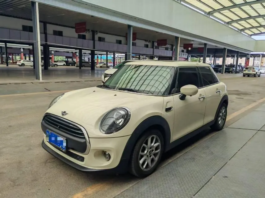 MINI Mini 5-Door (Imported) 2021 Mini One 1.5T Automatic Gear - View 1