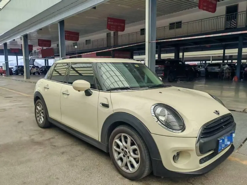 MINI Mini 5-Door (Imported) 2021 Mini One 1.5T Automatic Gear 3