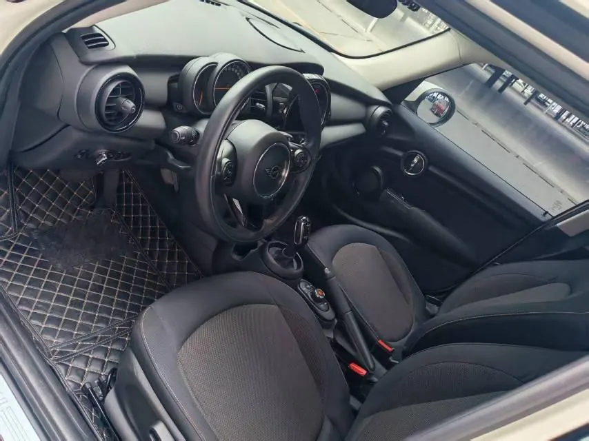 MINI Mini 5-Door (Imported) 2021 Mini One 1.5T Automatic Gear 4