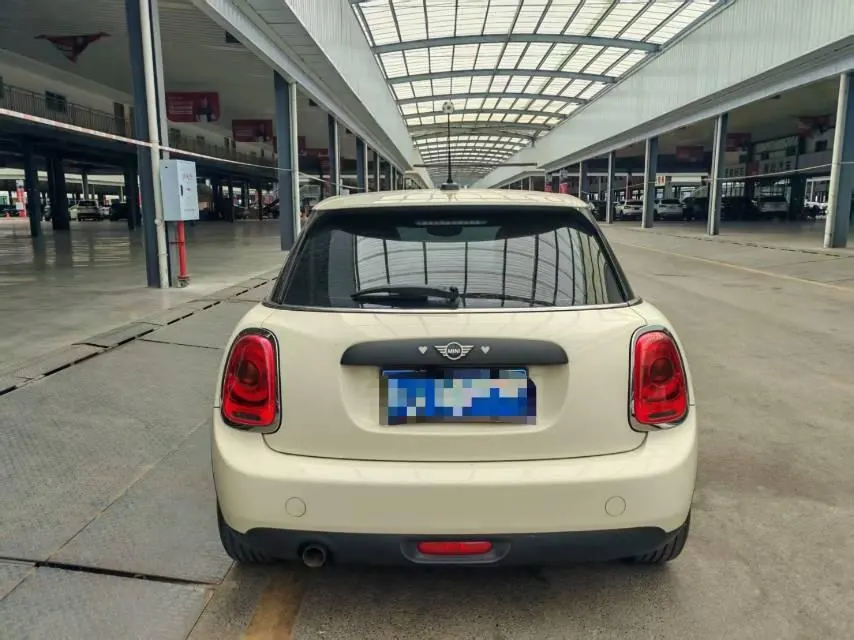 MINI Mini 5-Door (Imported) 2021 Mini One 1.5T Automatic Gear 8