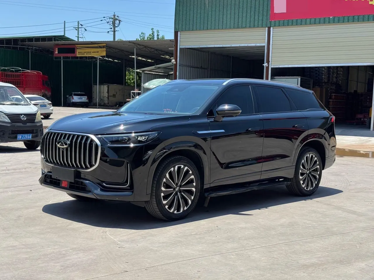 Open image lightbox: Chery 2023 Ruihu 9 2.0T 400T 4-wheel drive to 7-seat automatic gear