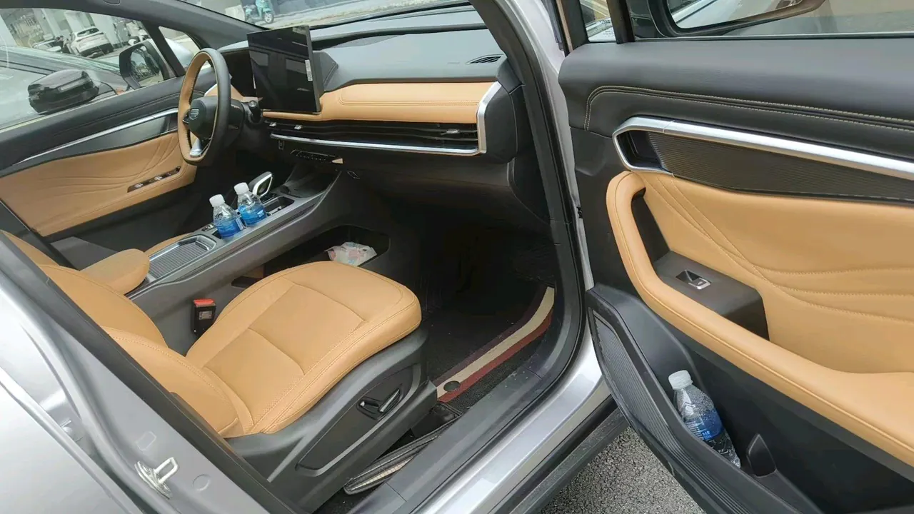 Geely 2026 Hao Yue L 2.0TD happy automatic transmission 4
