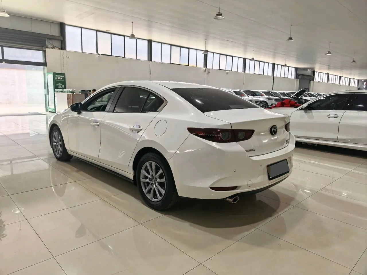 Mazda 3 Angkesaila 2021 Mazda 3 Angkesaila-sedan 2.0 quality automatic transmission 7