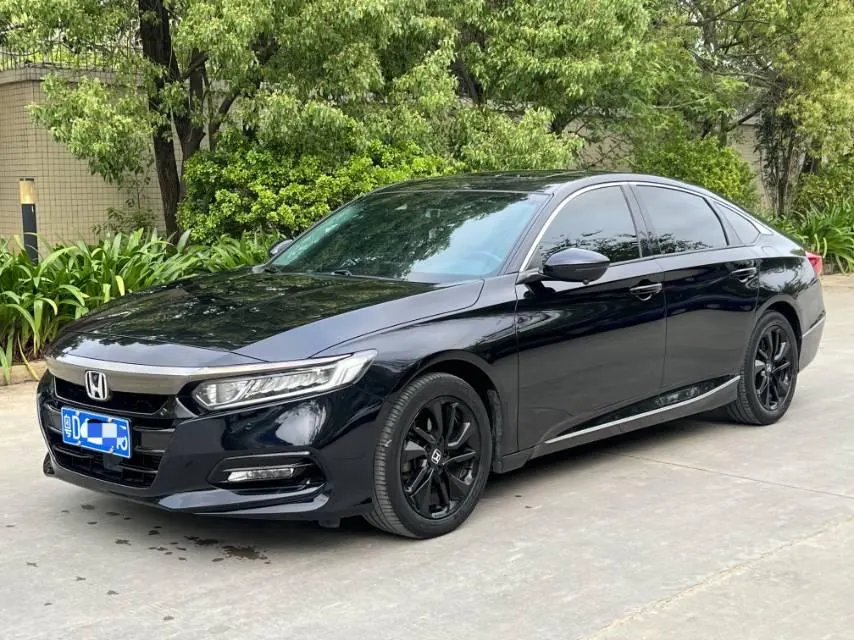 Открыть галерею: Honda 2021 10th Generation Accord 1.5T Stepless 260TURBO Luxury Star Limited Edition Automatic Gear