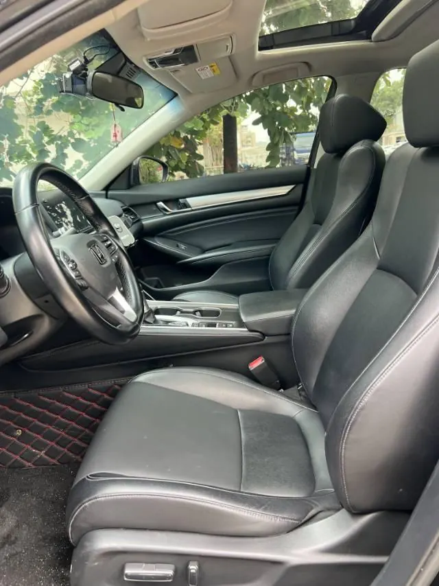 Honda 2021 10th Generation Accord 1.5T Stepless 260TURBO Luxury Star Limited Edition Automatic Gear 4