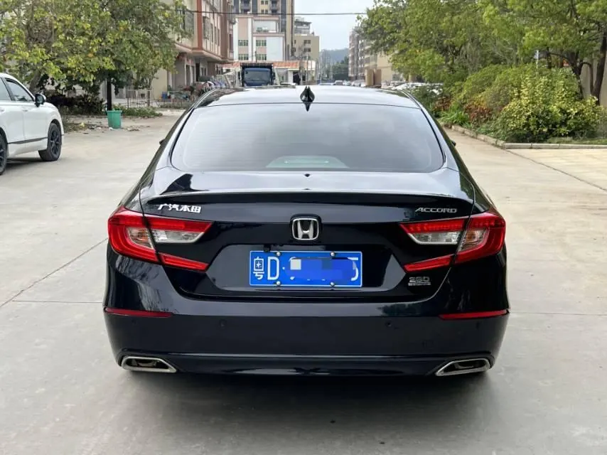 Honda 2021 10th Generation Accord 1.5T Stepless 260TURBO Luxury Star Limited Edition Automatic Gear 8