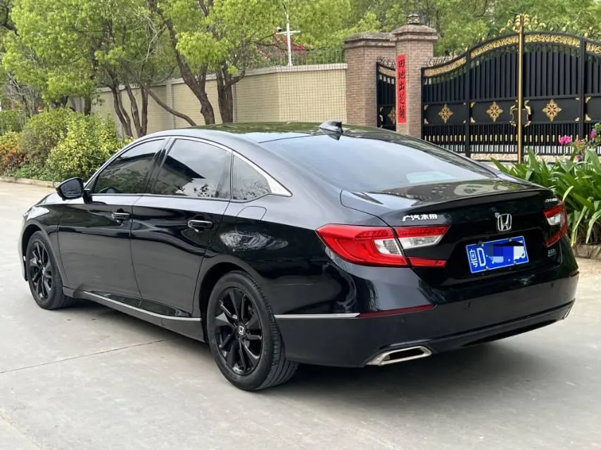 Honda 2021 10th Generation Accord 1.5T Stepless 260TURBO Luxury Star Limited Edition Automatic Gear 9