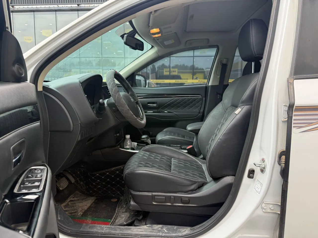 Mitsubishi 2021 Outlander 2.0 Stepless Two-Drive Free Edition 5-seat (Changed) Automatic Gear 3