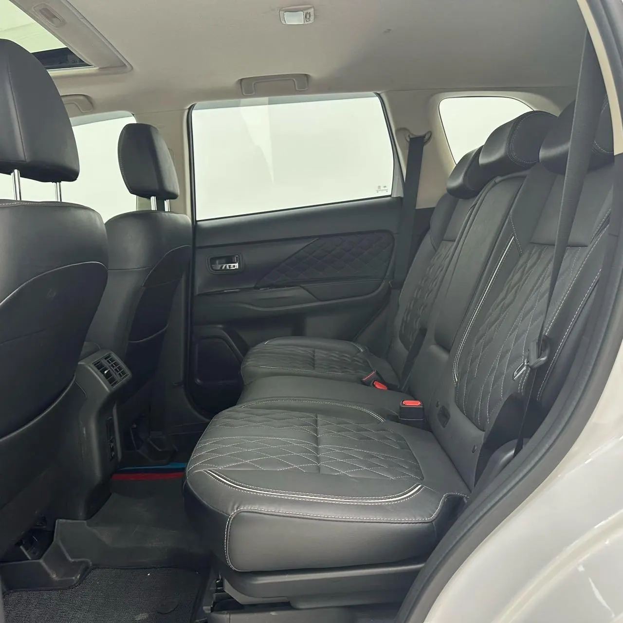 Mitsubishi 2021 Outlander 2.0 Stepless Two-Drive Free Edition 5-seat (Changed) Automatic Gear 5