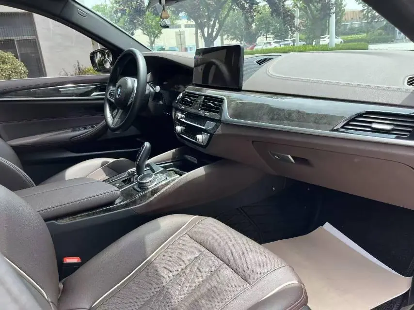 BMW 5 Series 2021 525Li 2.0T M Sports Suit Automatic Gear 6