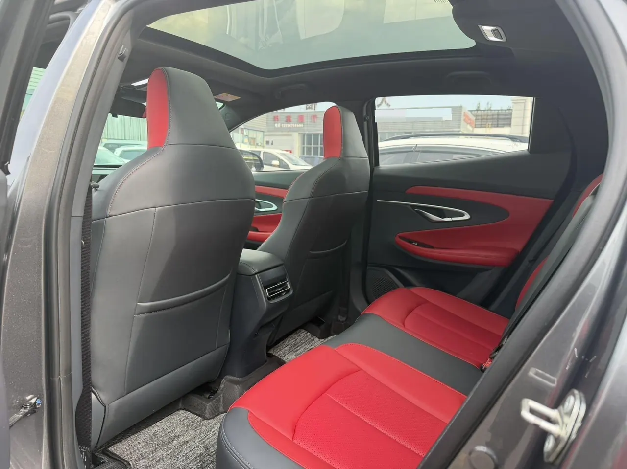 ChangAn 2020 UNI-T 1.5T honorable automatic gear 3