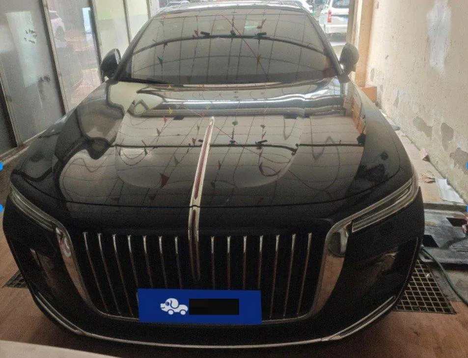 HongQi 2020 H9 48V 2.0T Zhilian Flag Edition Automatic Gear 2
