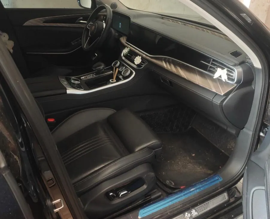 HongQi 2020 H9 48V 2.0T Zhilian Flag Edition Automatic Gear 3