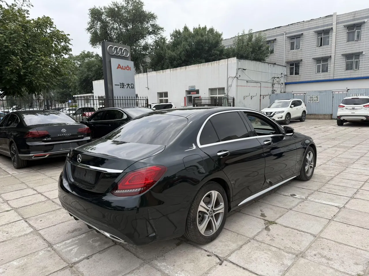 Mercedes Benz Class C 2020 C 260 L 48V 1.5T Automatic 3