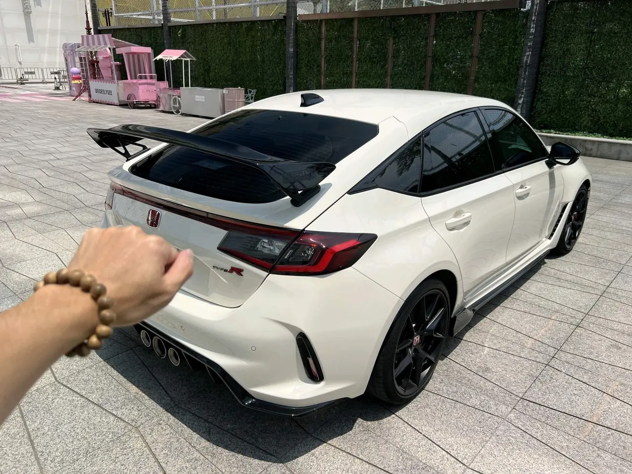 Honda Civic (Imported) 2023 Model Civic Type R 2.0T 420TURBO Manual Transmission 7
