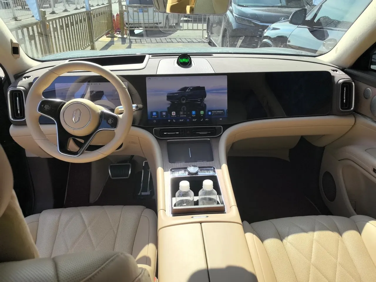 AITO 2024 AITO M9 extended range Ultra 42kWh automatic gear 4
