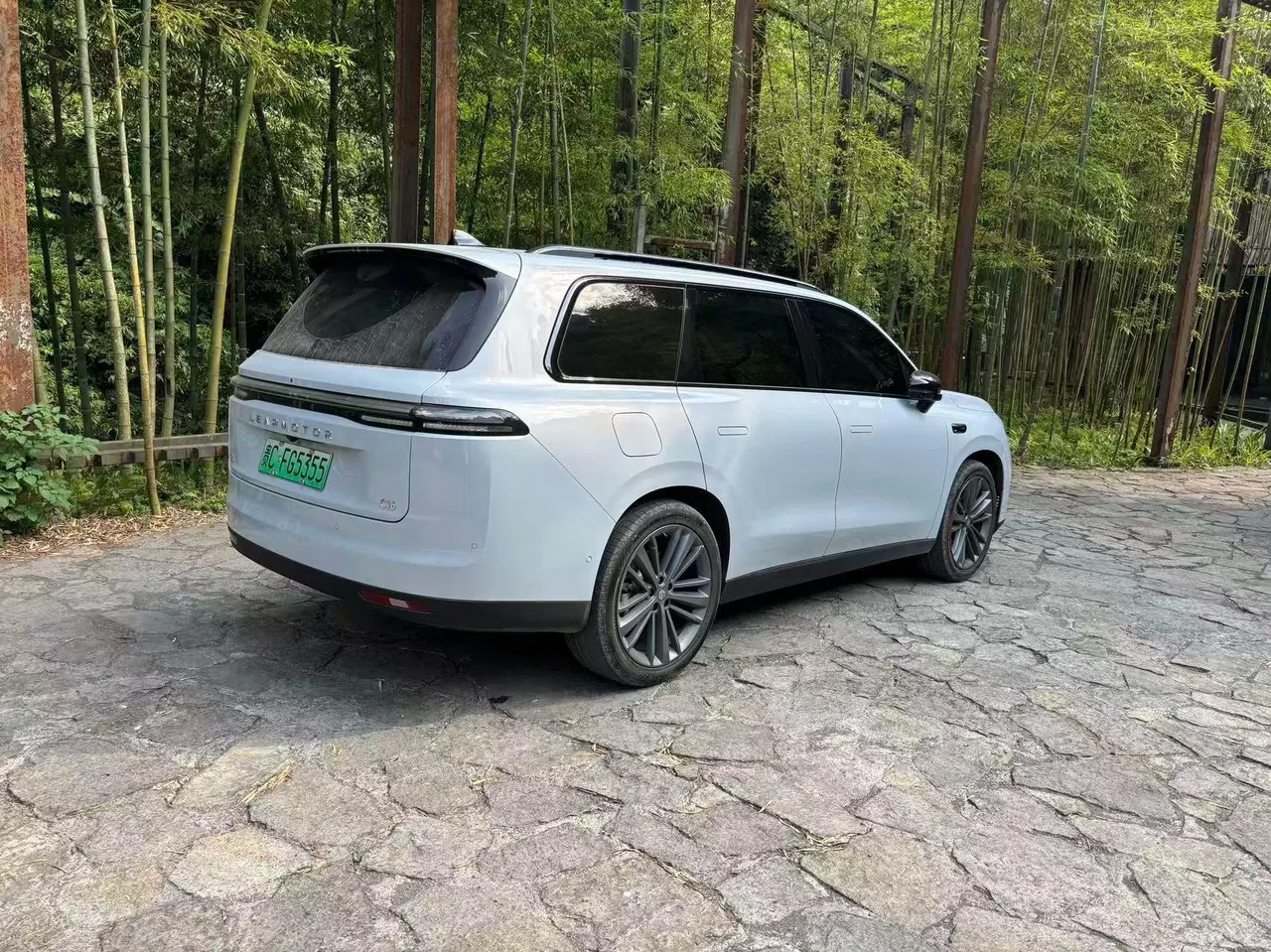 Leapmotor 2026 C 16 280 Laser Radar Zhizun Edition 6-seat Automatic Gear 2