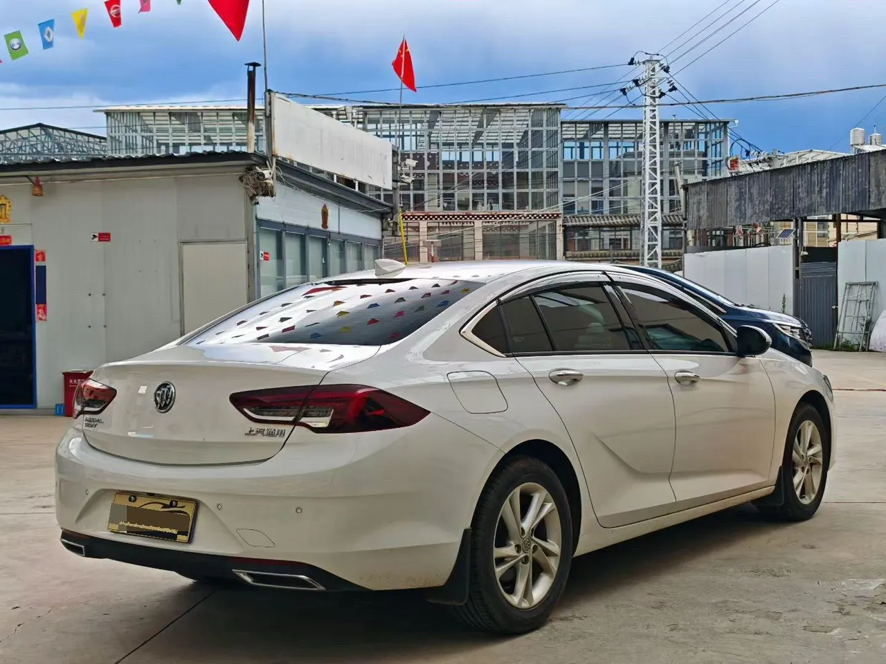 Buick 2020 Regal 1.5T 552T Elite Automatic Gear 4