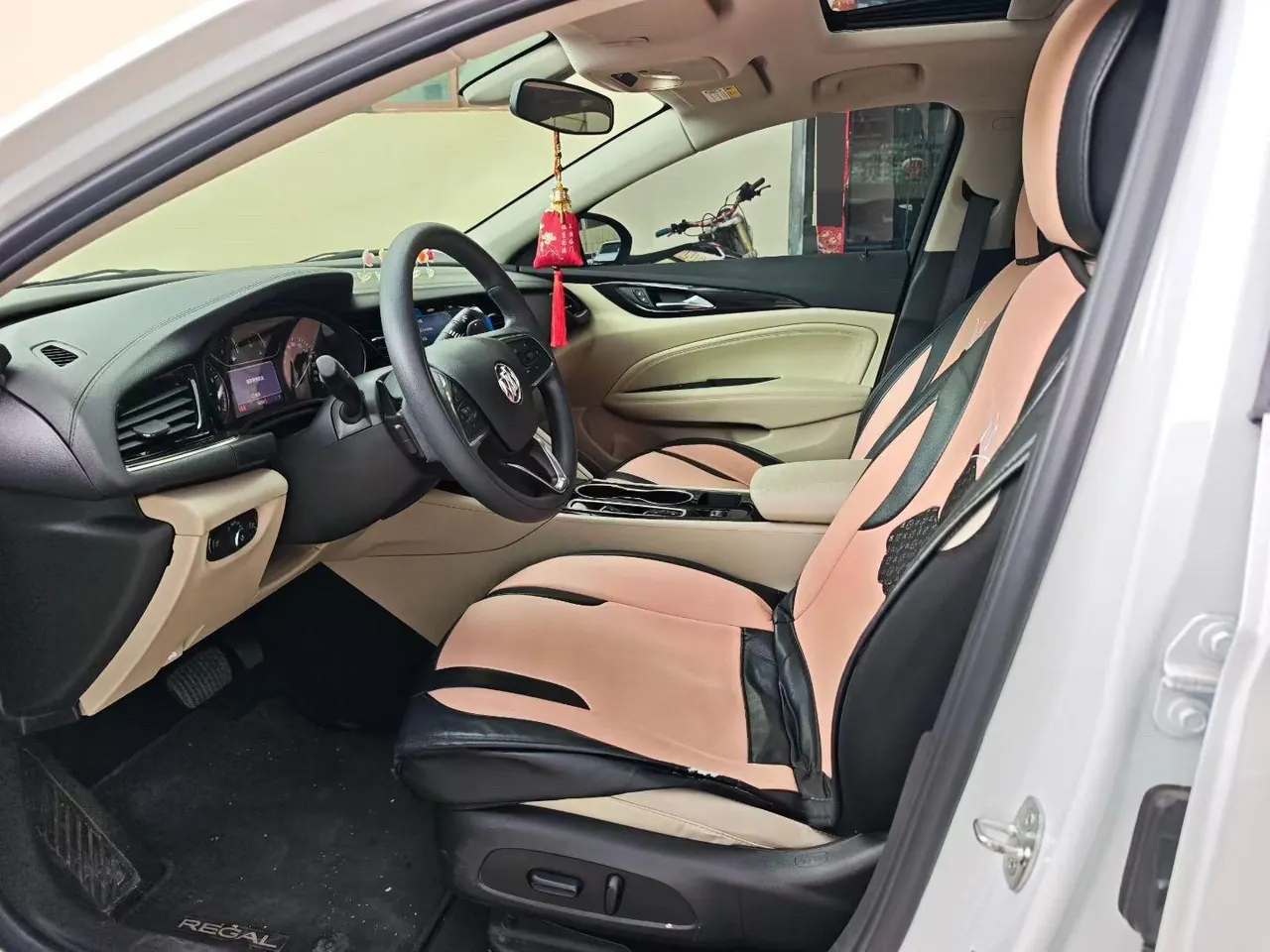 Buick 2020 Regal 1.5T 552T Elite Automatic Gear 5