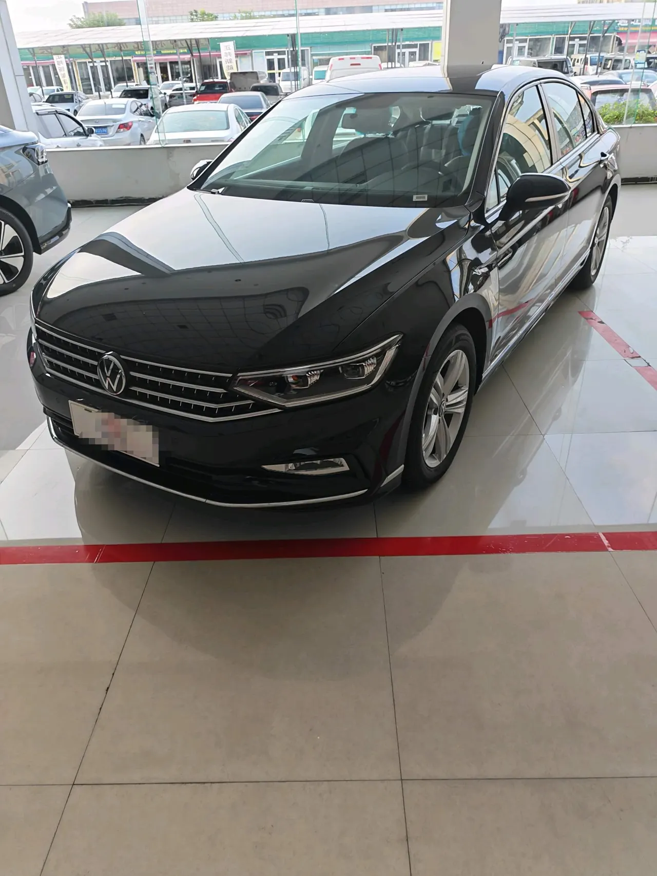 Volkswagen 2023 Magotan 1.4TSI 280TSI 2 million Commemorative Comfortable Automatic Gear - View 1
